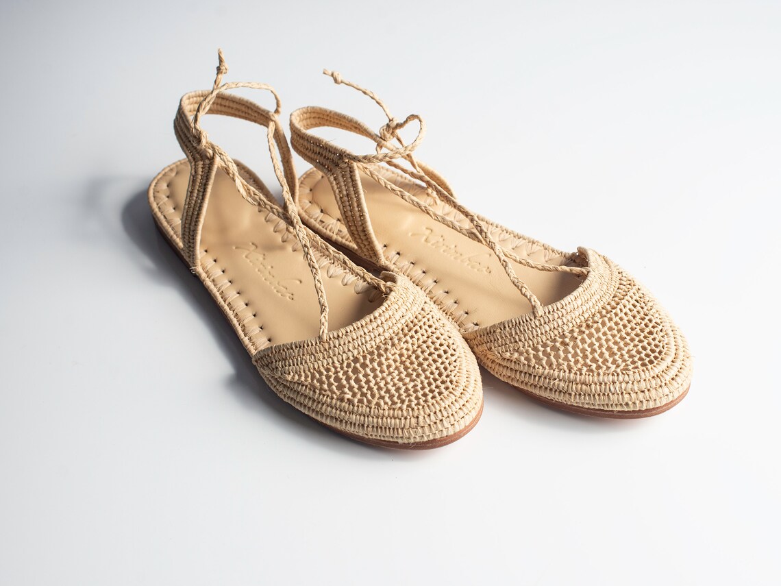 Dabador - Berber Treasures - Handmade Raffia Sandals  Stylish Summer Shoes for Women: Perfect for the Beach, Ballerinas, Moroccan, Roman and Mules
